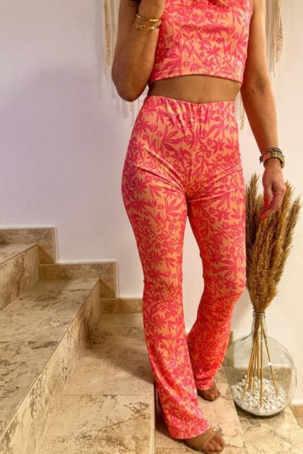 CONJUNTO TROPICAL