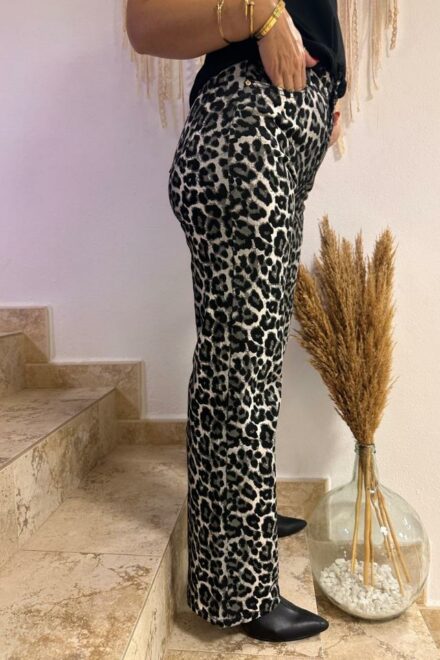 Pantalón vaquero leopardo